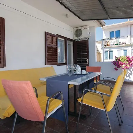 Two-bedroom In Appartement