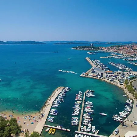 Two-bedroom In Appartamento Vodice